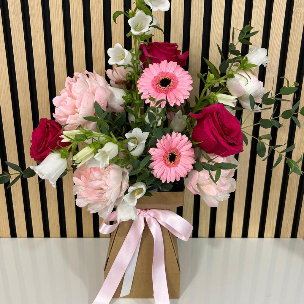 Blossom & Beam Vase Bouquet Florist Choice